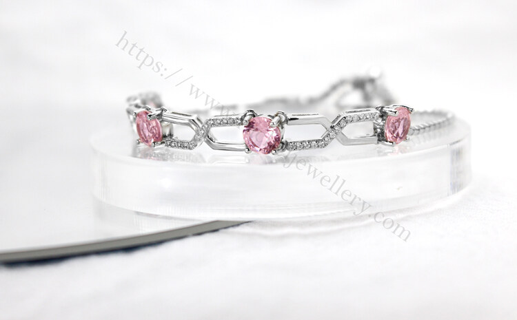 Customized  morganite stone bracelet.jpg